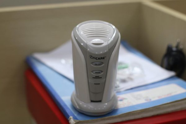 Máy khử mùi, làm sạch không khí Ion Care