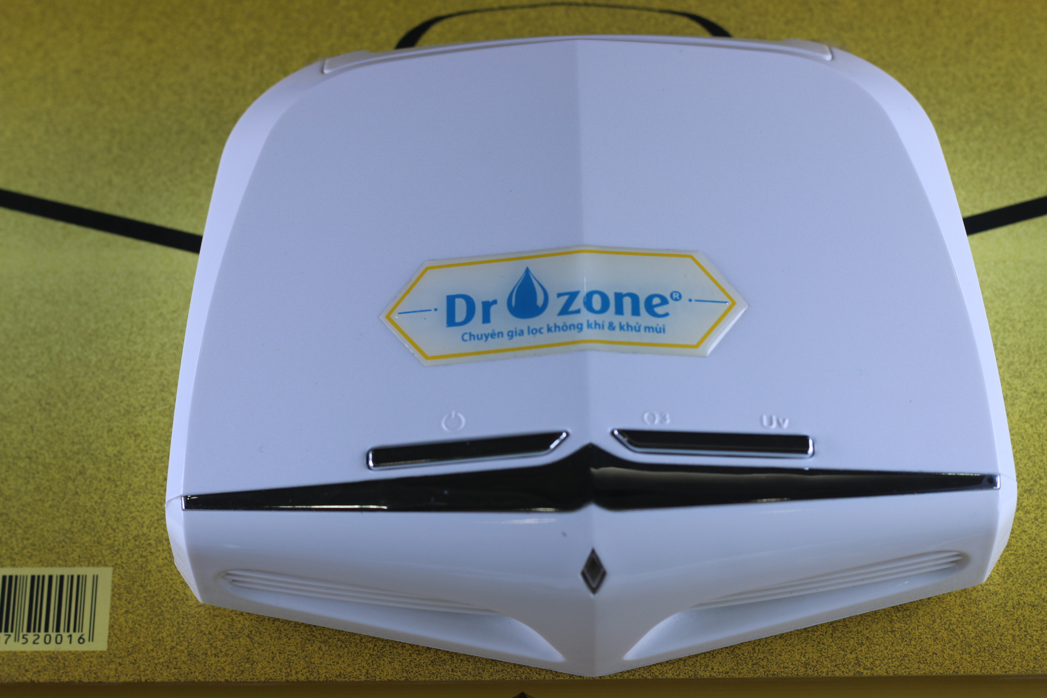 Phím bấm chức năng Máy Ozone khử mùi Oto DrOzone Clean Pro
