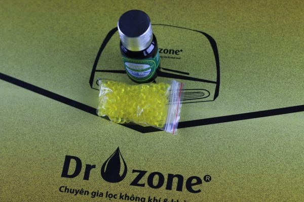 Tinh dầu khô và nước dùng cho Máy Ozone khử mùi Oto DrOzone Clean Pro