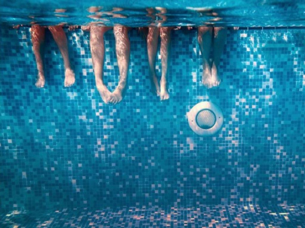 3. Lợi ích vượt trội khi sử dụng <strong>ozone giảm mùi clo trong hồ bơi</strong>